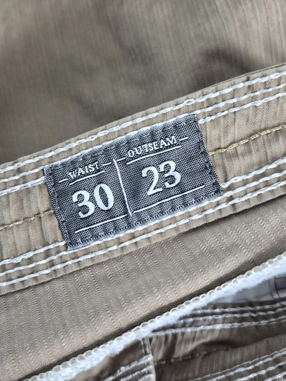 BKE Men's Standard Fit Shorts Tan Size 30 Waist